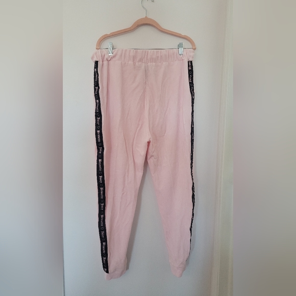 Brunette x Juicy Couture pink tracksuit - Picture 2 of 8